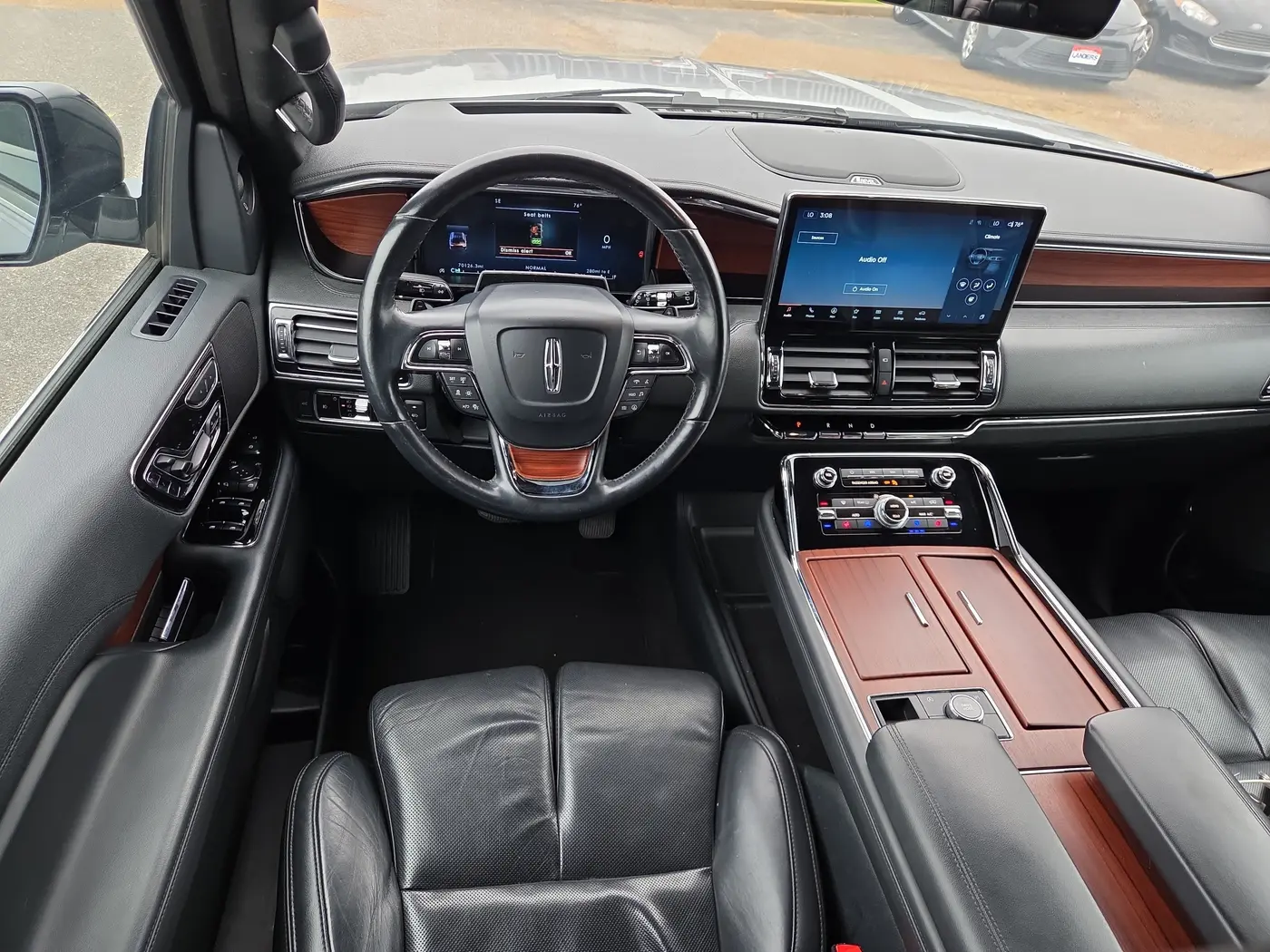 2023 Lincoln Navigator - $41,895