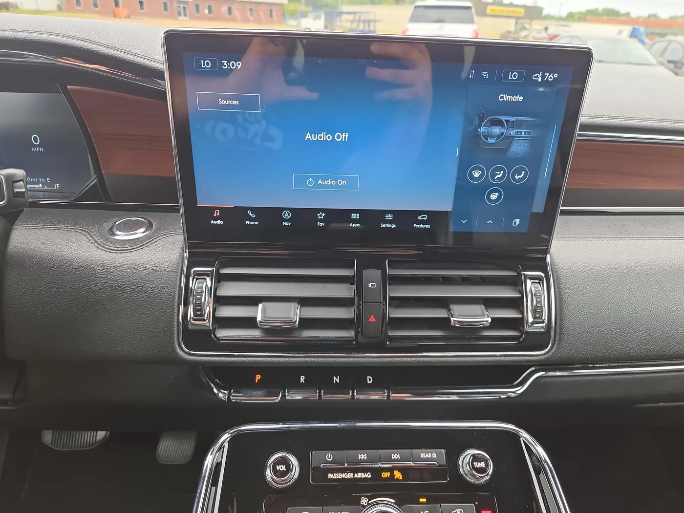 2023 Lincoln Navigator - $41,895