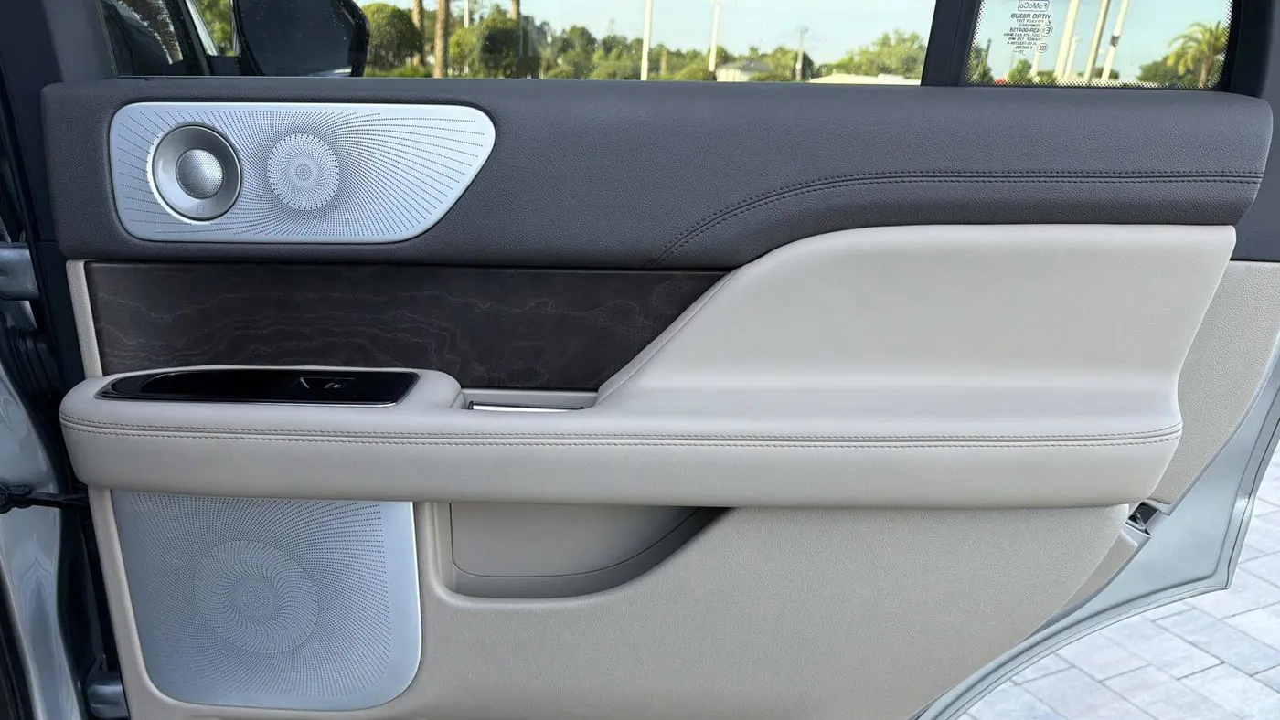 2023 Lincoln Navigator Reserve