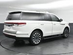 2023 Navigator Thumbnail 7