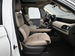 2023 Navigator Thumbnail 33