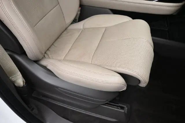 2023 Lincoln Navigator - $56,895