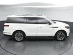2023 Navigator Thumbnail 55