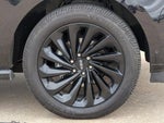 2020 Navigator Thumbnail 7