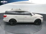 2020 Navigator Thumbnail 16