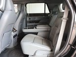 2020 Navigator Thumbnail 17