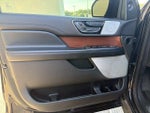2020 Navigator Thumbnail 9