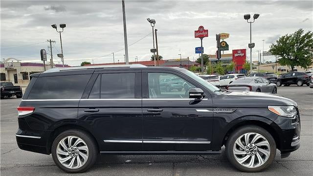 2023 Lincoln Navigator Reserve