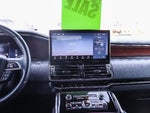 2023 Navigator Thumbnail 13