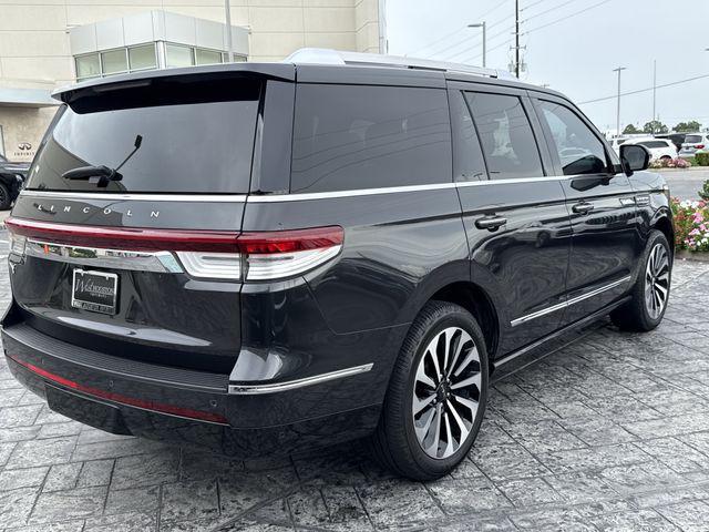 2023 Lincoln Navigator - $36,500
