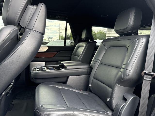 2023 Lincoln Navigator - $36,500