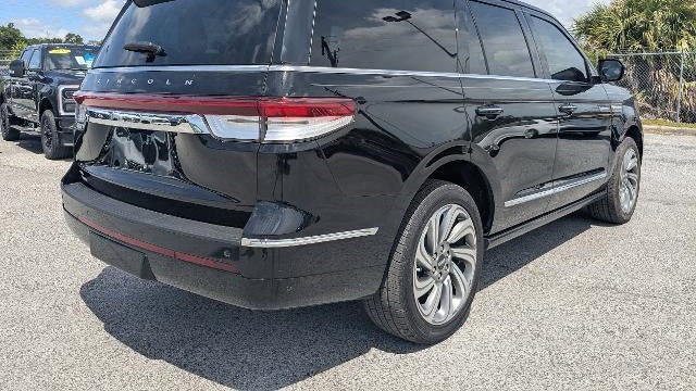 2023 Lincoln Navigator Reserve