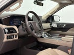 2023 Navigator Thumbnail 18