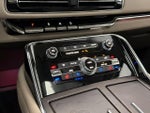 2023 Navigator Thumbnail 30