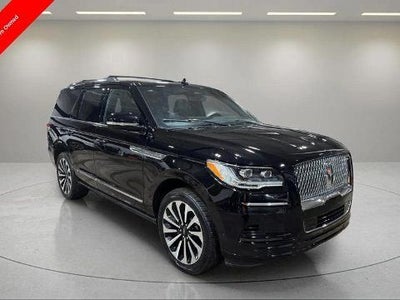 Photo of a 2023 Lincoln Navigator 4X4 Reserve 4DR SUV for sale
