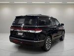 2023 Navigator Thumbnail 3