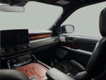 2023 Navigator Thumbnail 23
