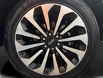2023 Navigator Thumbnail 32
