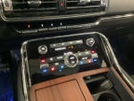 2023 Navigator Thumbnail 13