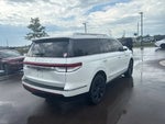 2024 Navigator Thumbnail 7