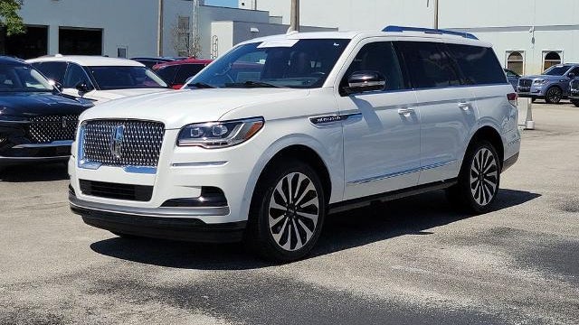 Preowned 2024 Lincoln Navigator Reserve for Sale
