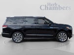 2024 Navigator Thumbnail 10