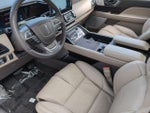 2024 Navigator Thumbnail 22
