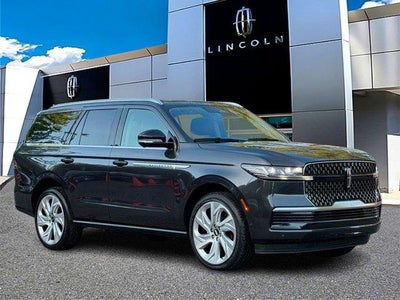 Photo of a 2025 Lincoln Navigator 4X4 Reserve 4DR SUV for sale