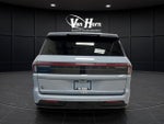 2025 Navigator Thumbnail 4