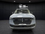 2025 Navigator Thumbnail 8