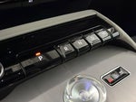 2025 Navigator Thumbnail 19