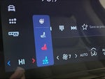 2025 Navigator Thumbnail 39