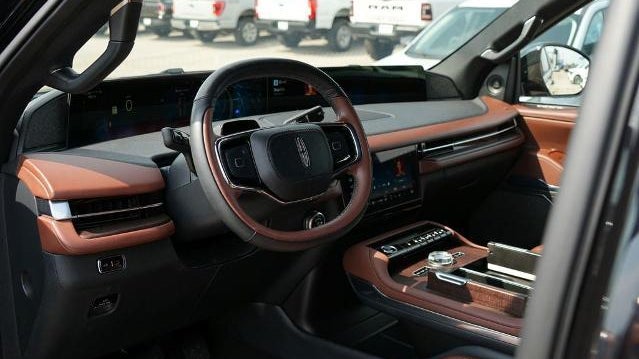 2025 Lincoln Navigator Reserve