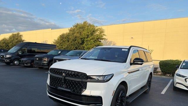 2025 Lincoln Navigator Reserve