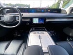 2025 Navigator Thumbnail 16