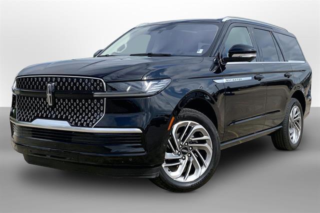 2025 Lincoln Navigator - $72,074