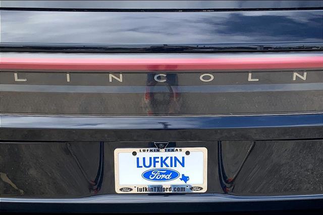 2025 Lincoln Navigator - $72,074
