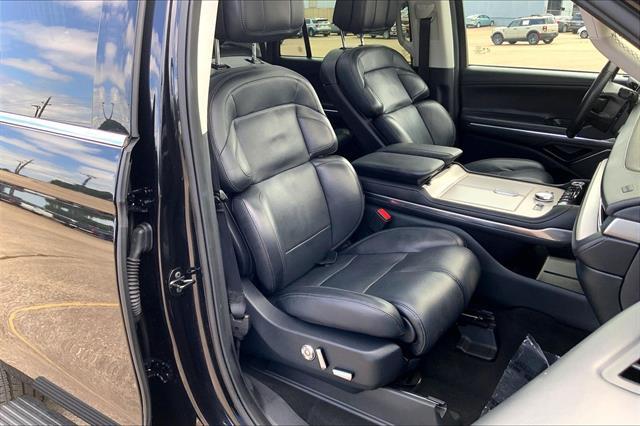 2025 Lincoln Navigator - $72,074