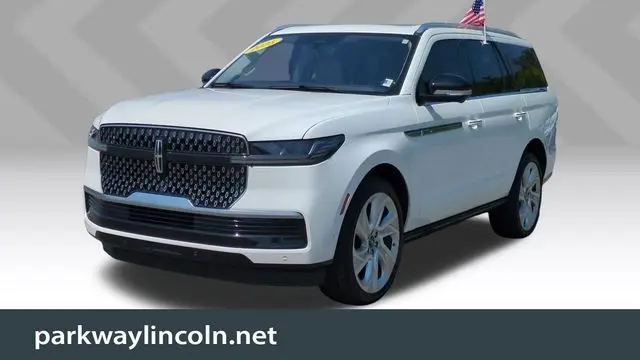 Preowned 2025 Lincoln Navigator Reserve for Sale