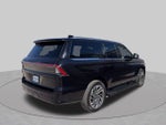 2025 Navigator Thumbnail 5