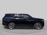 2025 Navigator Thumbnail 6