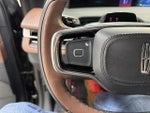 2025 Navigator Thumbnail 13