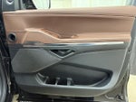 2025 Navigator Thumbnail 36