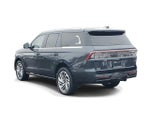 2025 Navigator Thumbnail 4