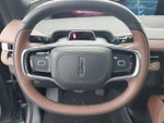 2025 Navigator Thumbnail 14