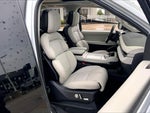 2025 Navigator Thumbnail 8