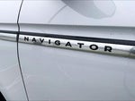 2025 Navigator Thumbnail 9