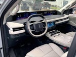 2025 Navigator Thumbnail 17