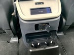 2025 Navigator Thumbnail 32