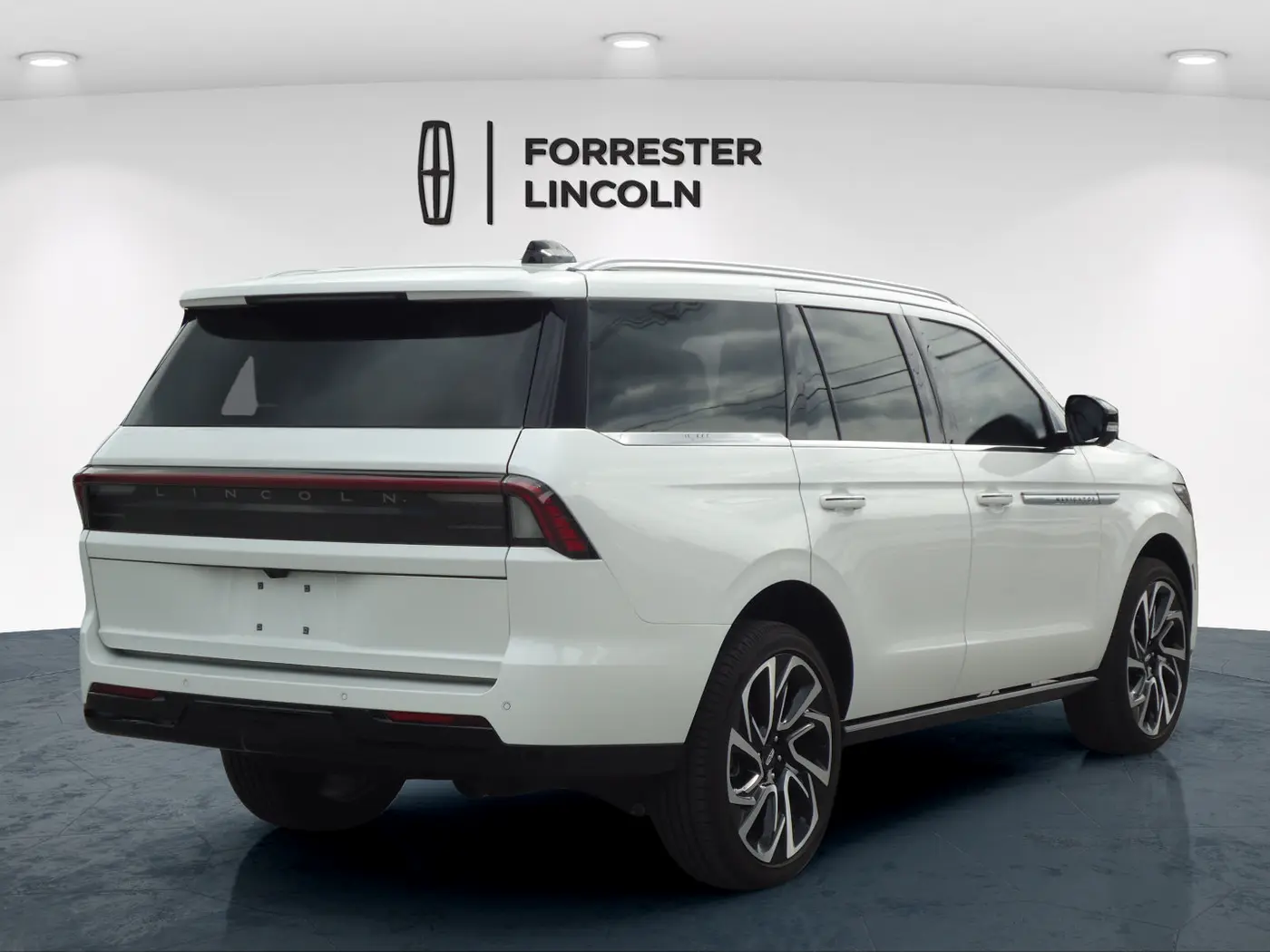 2026 Lincoln Navigator - $94,900